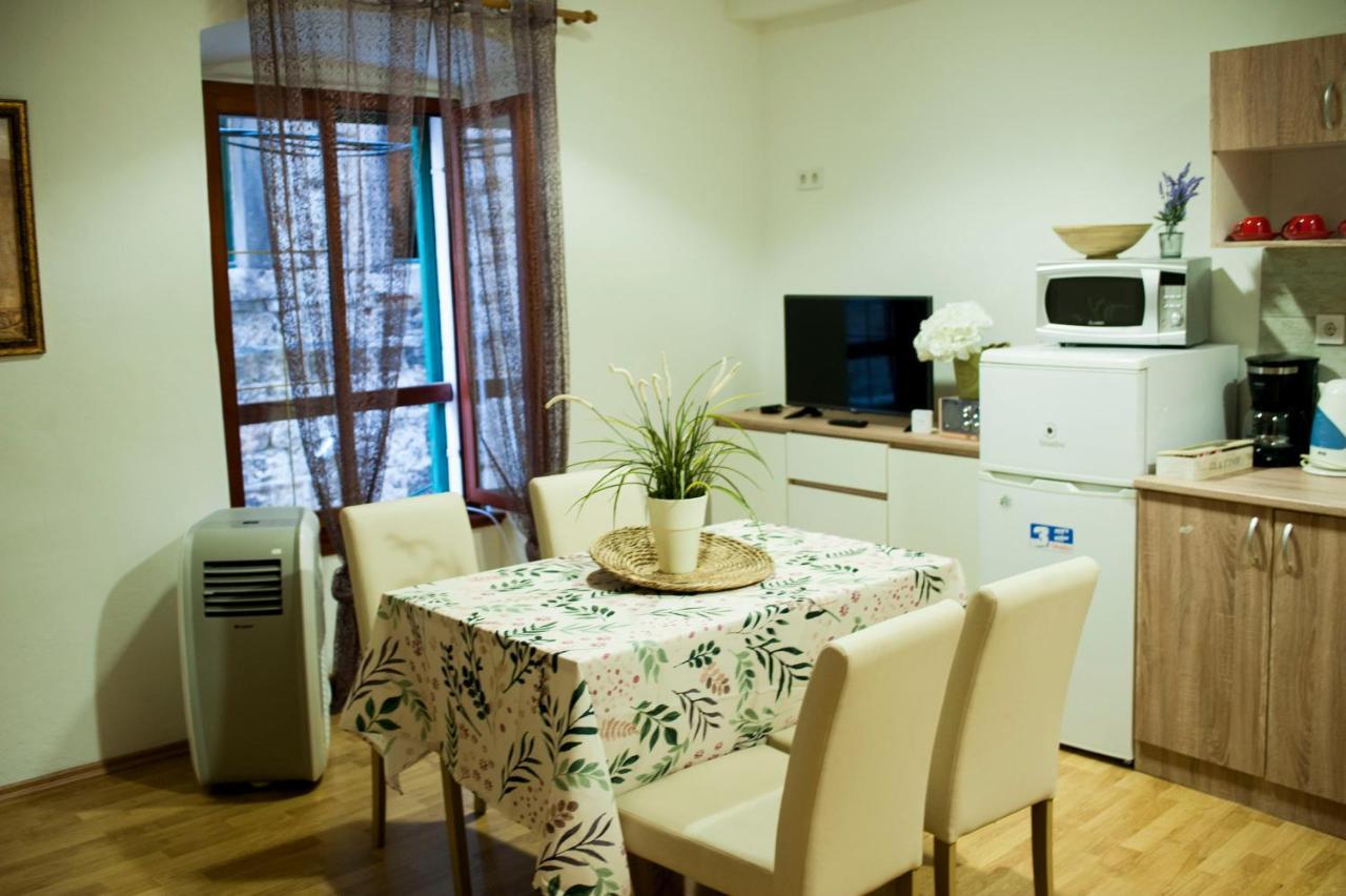 Apartman Flower Šibenik Exterior foto